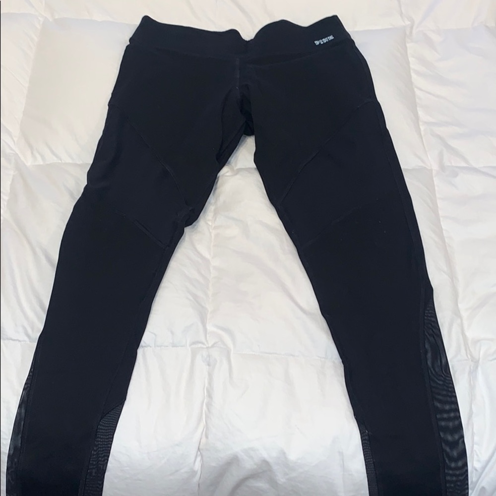 Pink Leggings with mesh l